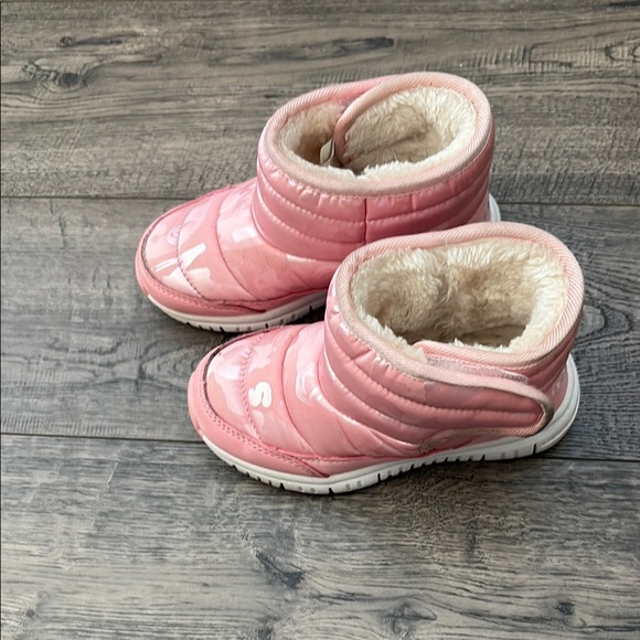 Kids Pink Snow Boots - Picture 1 of 7